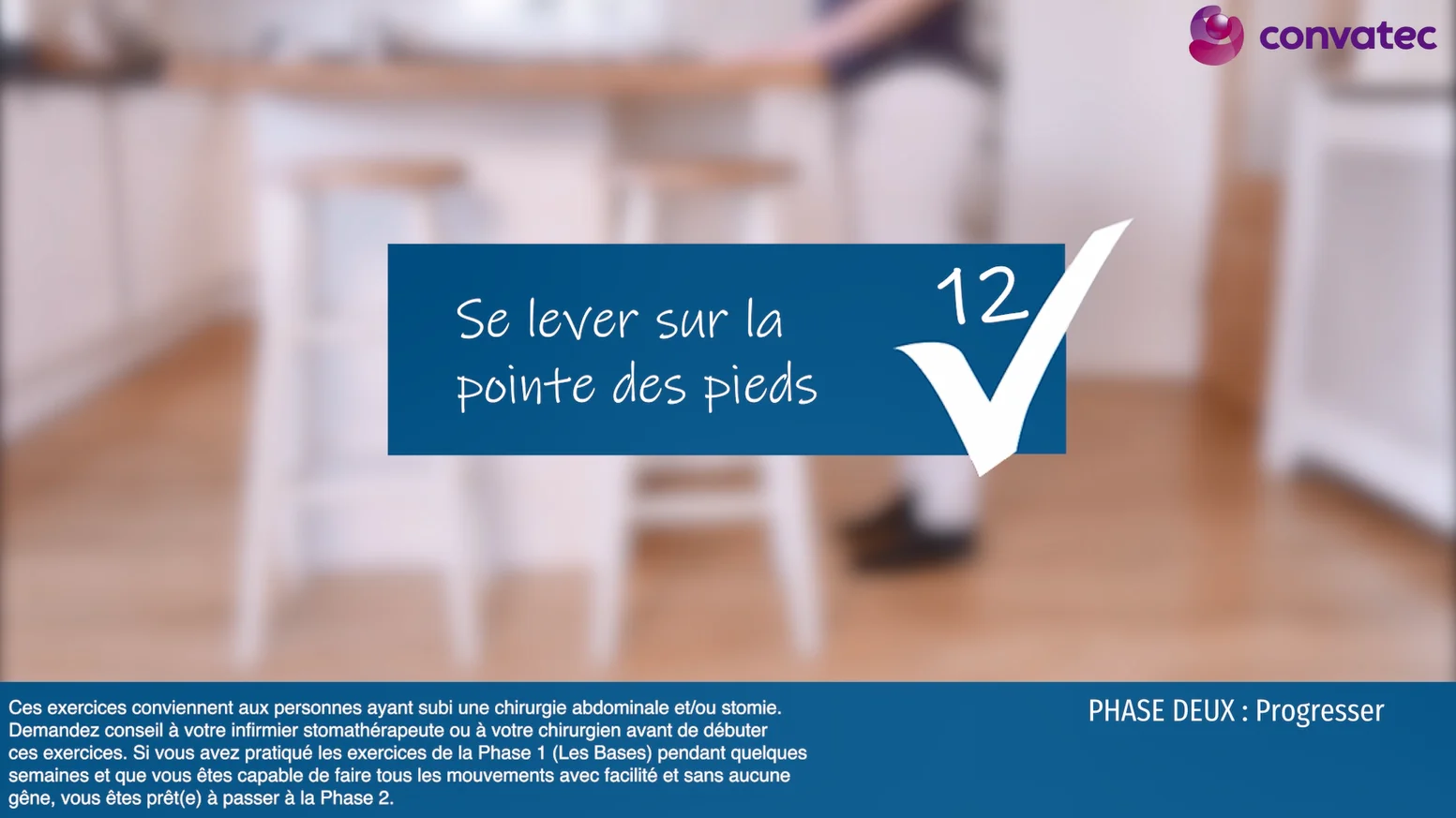 un panneau bleu avec du texte blanc